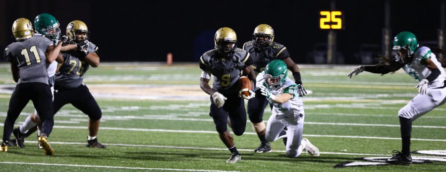 Richard Sealy on one of his three touchdown carries as Gaffney defeats Easley
